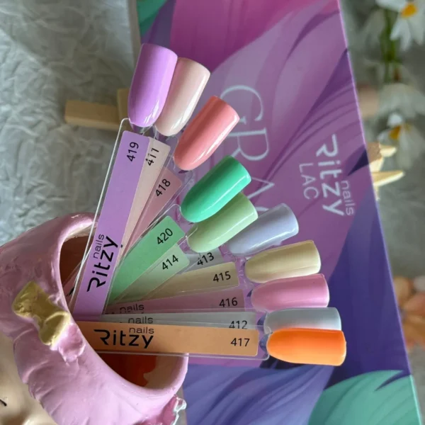 Ritzy Nails "GRACE"